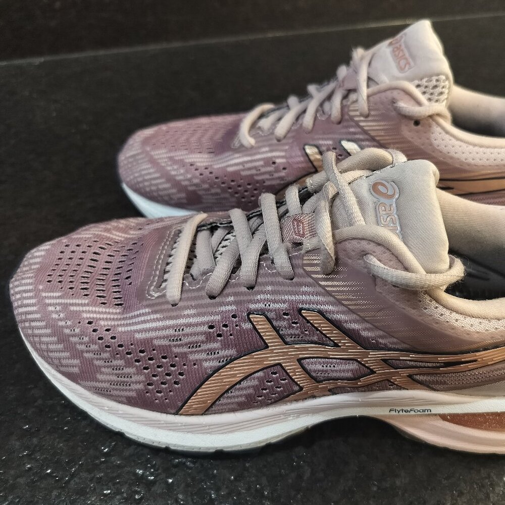 Asics Flytefoam GT-2000 Running Shoes US 7 *NO INSERTS INCLUDED*